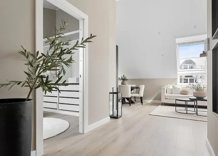 Modern Penthouse, Centrally Located At Bogstadveien